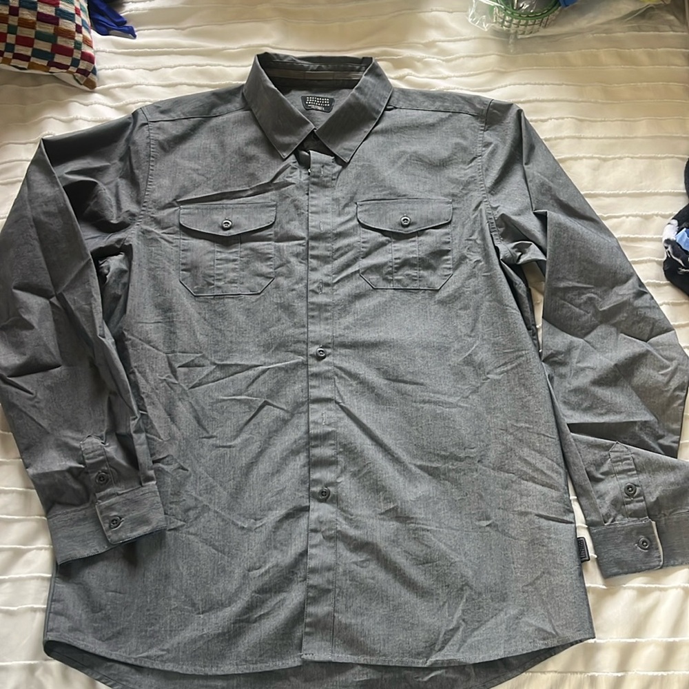 Bontrager Adventure Collection Men’s Grey Commuter Long Sleeve Button Down